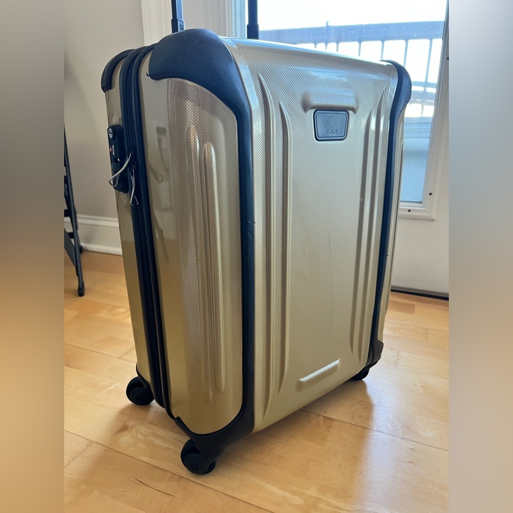 TUMI Vapor carry on suitcase luggage GOLD - excellent condition